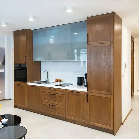 Mountain Astra Apartment *