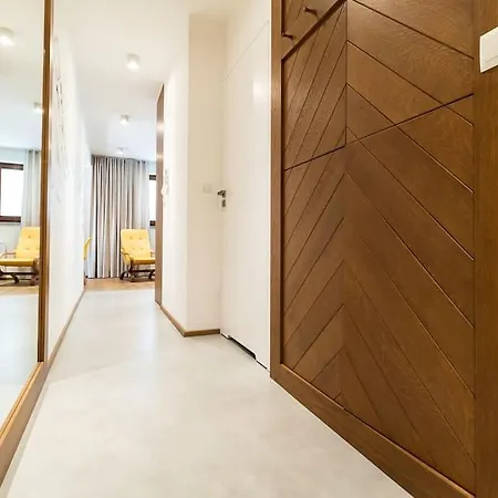 Mountain Astra Apartment *